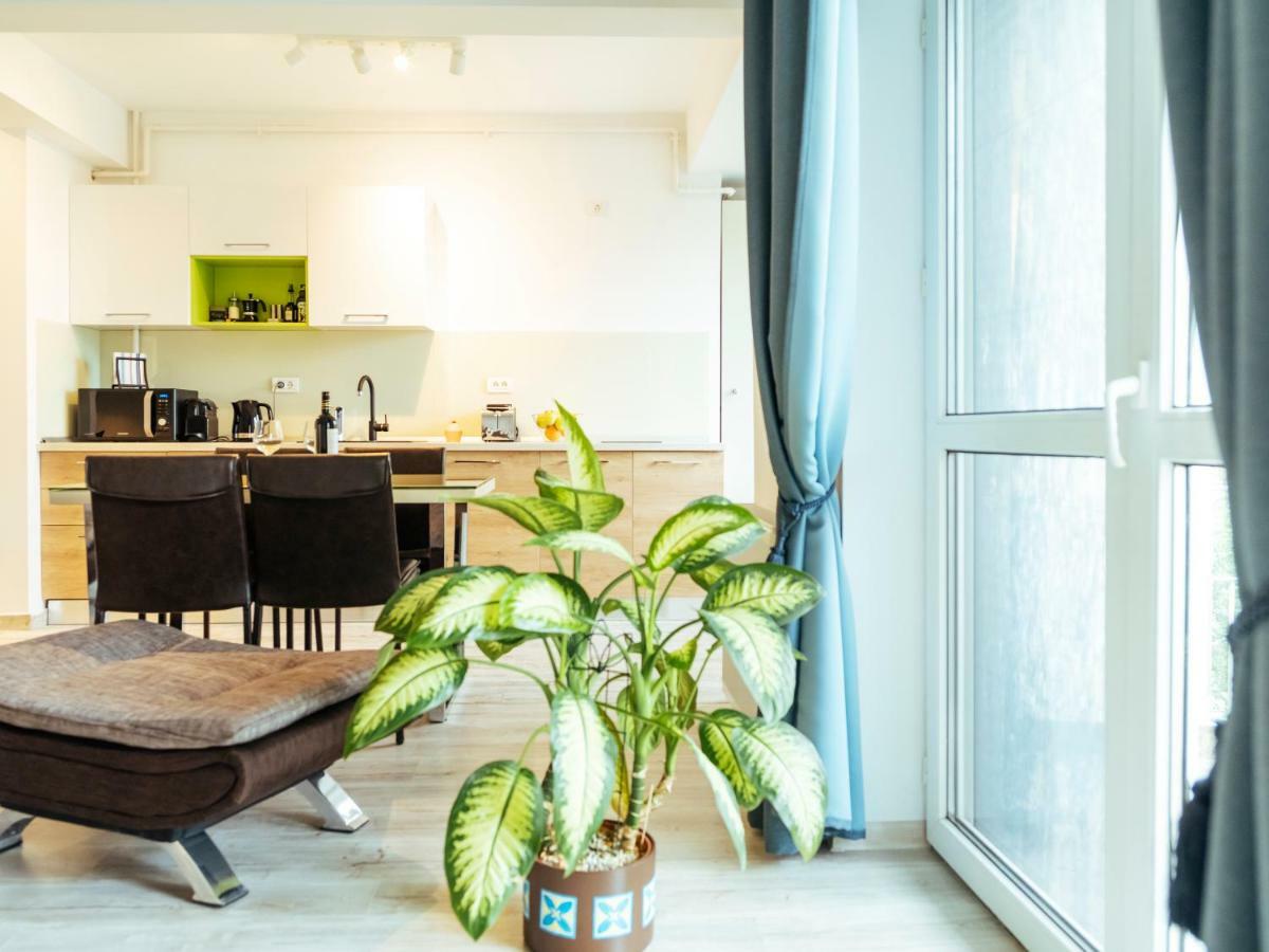 Bright And Spacious Central Apartment- Piata Amzei Бухарест Екстер'єр фото