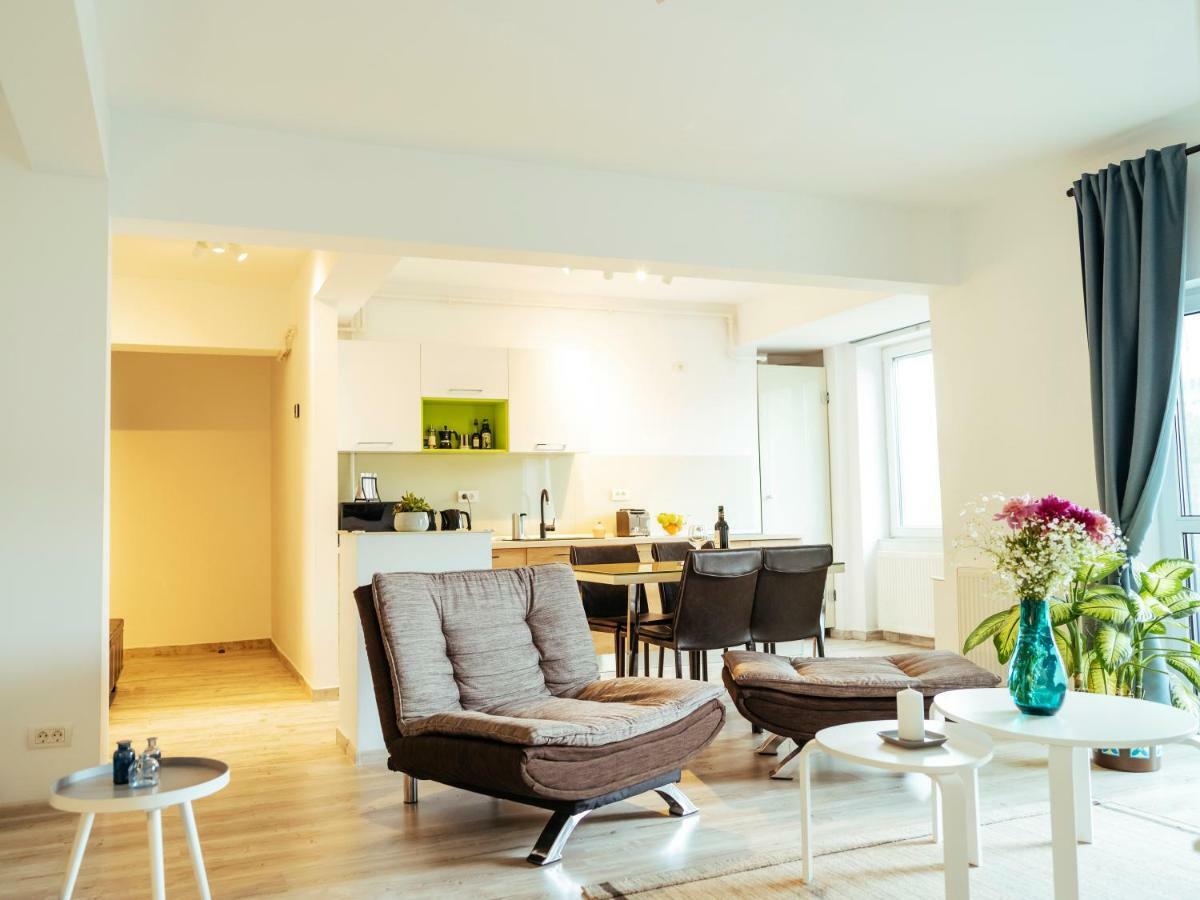 Bright And Spacious Central Apartment- Piata Amzei Бухарест Екстер'єр фото