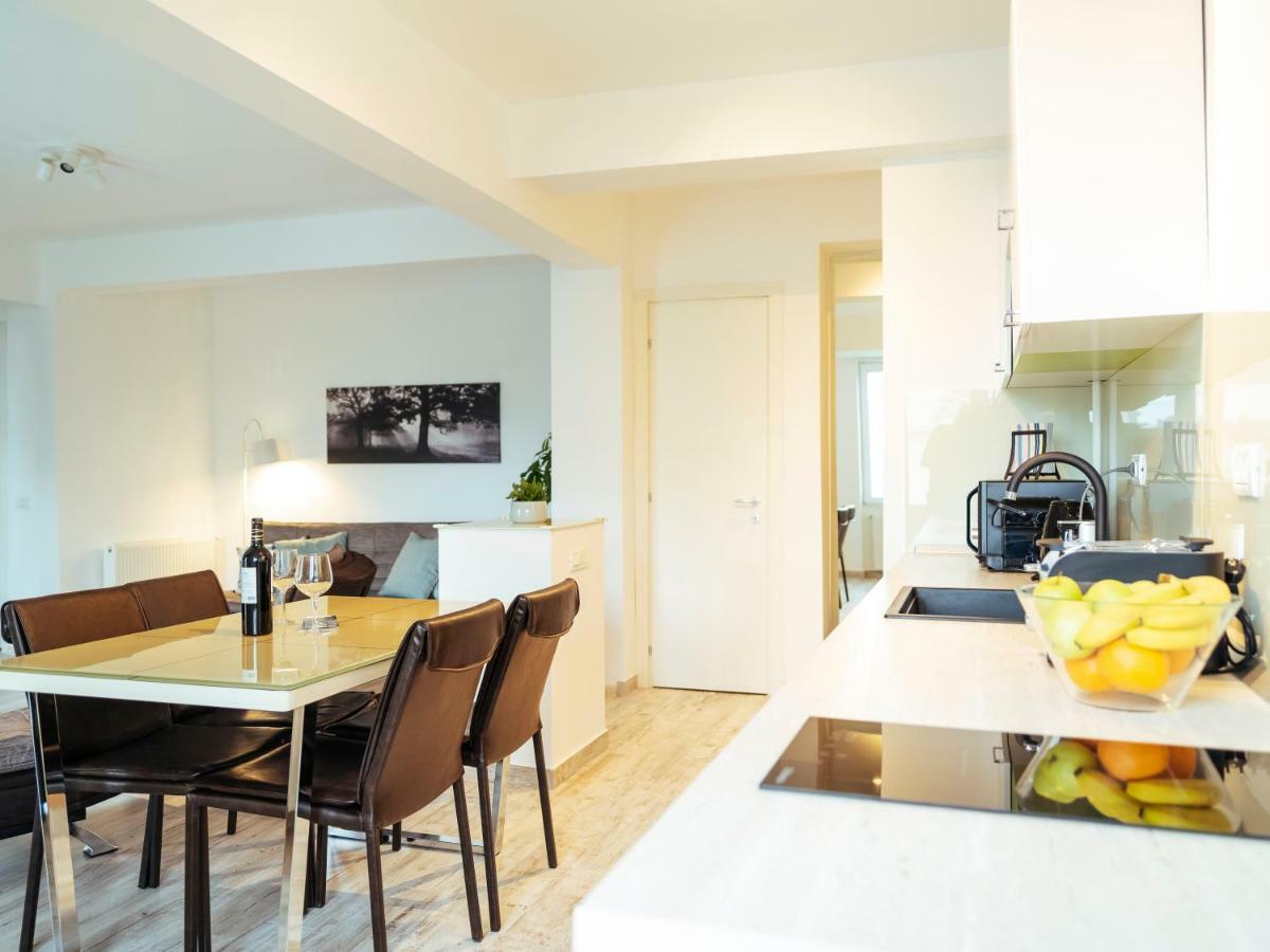 Bright And Spacious Central Apartment- Piata Amzei Бухарест Екстер'єр фото