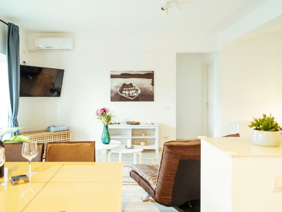 Bright And Spacious Central Apartment- Piata Amzei Бухарест Екстер'єр фото
